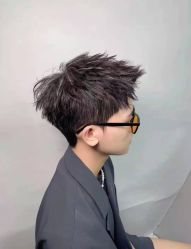 点击看大图 -朗峰专业美发沙龙