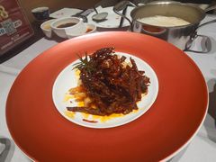 -红鼎豆捞·非遗鲍皇汤火锅(宝丰路店)