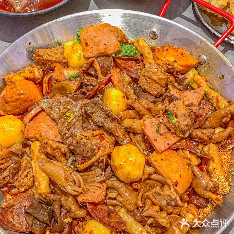 广州这家麻辣烫！吃完只想说一句巴适！