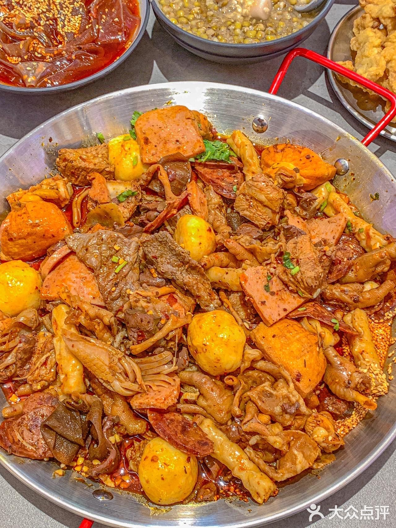 广州这家麻辣烫！吃完只想说一句巴适！