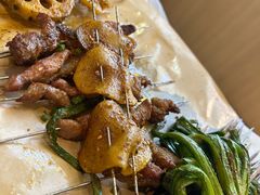 -郑记•不夜城烧烤•龙虾•虾蟹(黄鹤楼店)
