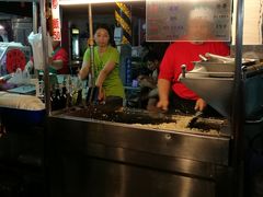 -六合夜市