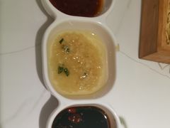 -洪氏嗨捞·广东猪肚鸡·椰子鸡火锅(西咸万象城店)