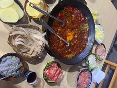-乐闹闹重庆火鍋(民治店)