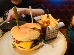 安格斯牛肉汉堡-Calix&Lay's(新天地店)