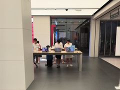 -华为智能生活馆(上海金桥国际商业广场)