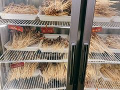 -拈签一笑黄牛肉辣卤串串