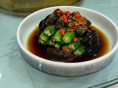 -大鸭梨烤鸭店(金顶街店)