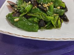 雷椒炒皮蛋-温汤大酒店餐厅