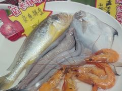 -头上红煨盐鸡乡村食府