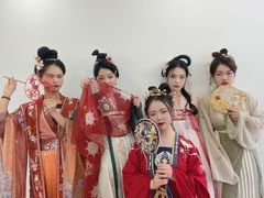 -金夫人化妆摄影职业培训学校