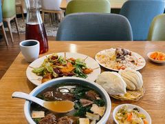 -金莹丸子汤清真(朝外SOHO店)