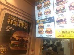 -大食代美食广场(上海中心店)