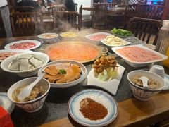 -小天鹅火锅·一线江景洪鼎旗舰店(洪崖洞店)