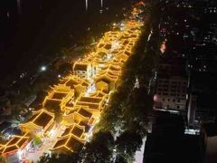 -巴陵广场