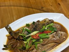 酱油水烧杂鱼-515饭店
