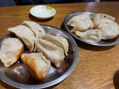 -黄阿姨锅贴大王(万航渡路店)