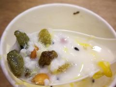 牛奶鸡蛋醪糟-清真老马家国华牛奶鸡蛋醪糟(正宁路店)