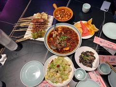 -粉墨特色菜·烧烤音乐酒馆