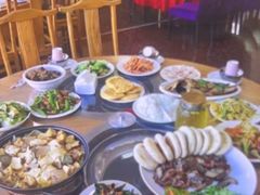 -北京龙庆四季香农家饭庄·灶台鱼·碳烤虹鳟鱼(龙庆峡店)