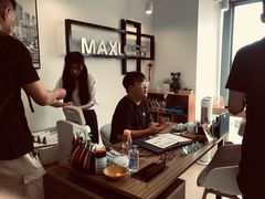 -无界眼镜MaxLess(五角场万达店)