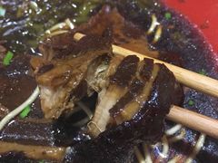 -小龙大肉面馆