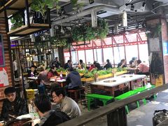 大堂-钢管厂歆瑞源油卤串串香(春熙路太古里店)