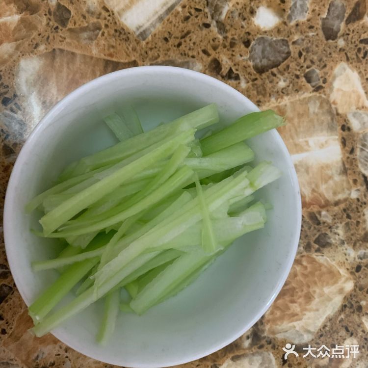 买不起第二个，我也怕我妈打我。这个比较容易，不行就扔