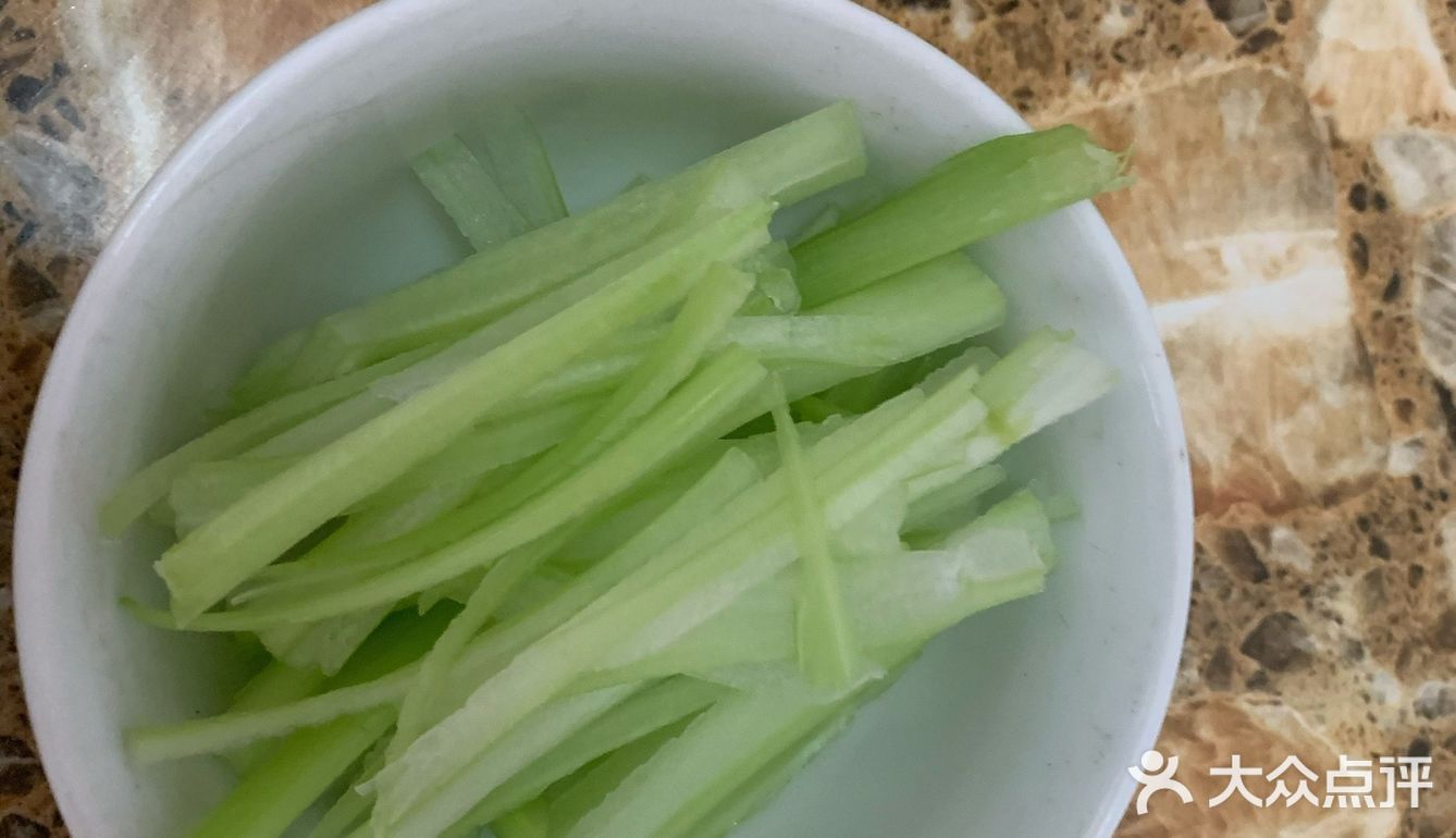 买不起第二个，我也怕我妈打我。这个比较容易，不行就扔