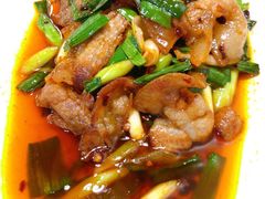 蒜苗回锅肉-易老妈蹄花.特色川菜(人民公园总店)