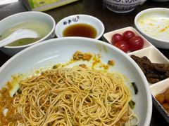 -裕兴记•蟹黄面馆(人民广场店)