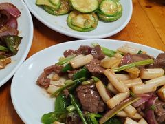 藕带炒牛肉-甜甜屋(解放中路店)