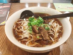 -李先生牛肉面大王(上海站南广场店)