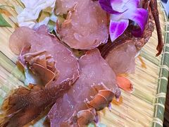 -鲜入围煮花胶鸡海鲜火锅