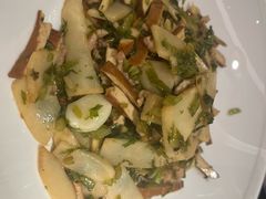 -章吴记喜瑞餐厅(东东城店)