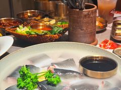 -草家酱蟹炭火烤肉店(珲春南路一店)