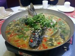 -独一佳老胡湘菜馆(矿山路店)