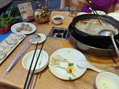-濠轩阁特色生蚝火锅(水湾路店)