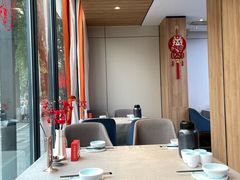 -有红鸡毛店·川菜(建设路店)