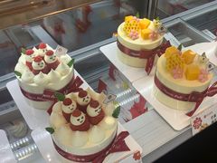 -花花卷卷·鲜食蛋糕(静安久光百货店)