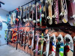 -聚点滑板SPOT SKATE(常熟路店)