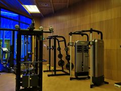 -上海滴水湖皇冠假日酒店