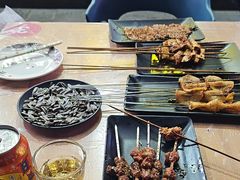 -哈尔滨烧烤·山河村铁锅炖(交大店)