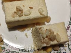 帕芙立-塔哈尔·新疆盛宴(城西银泰店)