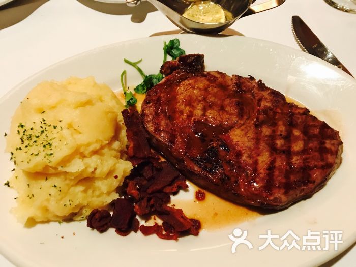 mortons 莫尔顿牛排坊的点评