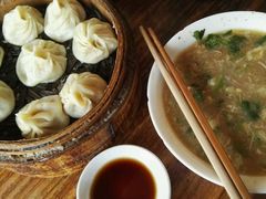 -罗卜李包子羊肉汤