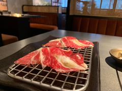 -铭牛烧肉·和牛海鲜自助(高新月牙湖店)