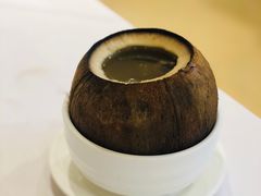 椰子鸡汤-宜宾海鲜酒家·三十年老字号