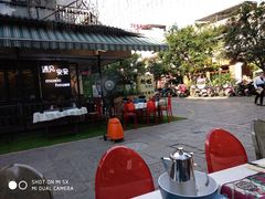 -刘姐啤酒鱼民族演艺餐厅(西街总店)