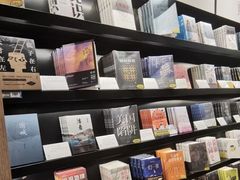 -覔书店(壹方城店)